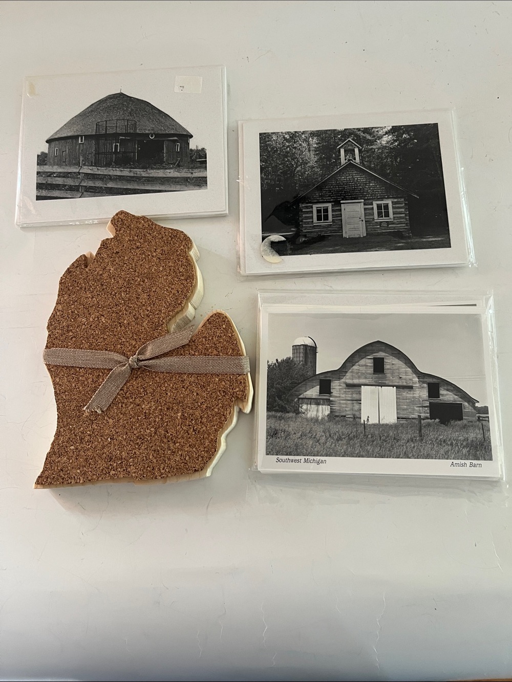 Michigan Vintage Note Cards And Wood/Cork MI Shape Outline of Mitten